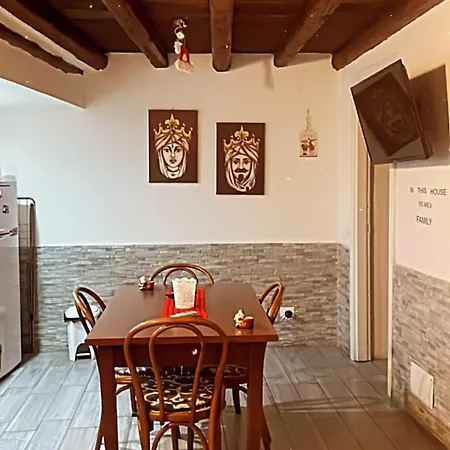 La Casetta Del Borgo Lägenhet